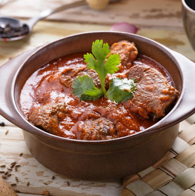 LAMB ROGAN JOSH.